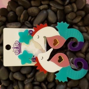 EARRINGS OVERSIZED ACRYLIC SEA HORSE 💞💫🌊...